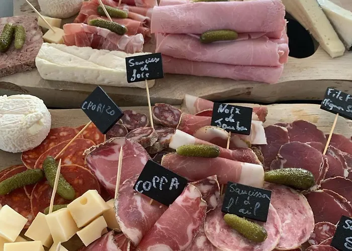 Romantique Au Coeur Du Avec Jacuzzi Et Sauna Privatif Proche De Toulouse アパート